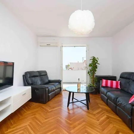 公寓 New Amazing Flat Just Above The Old *